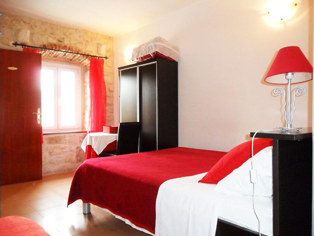 Apartments Riva Trogir Cameră foto